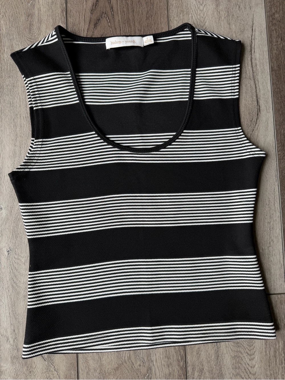 bishop + young- Revolve- classic black & white striped sleeveless knit top (S)